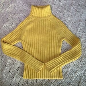Abercrombie & Fitch yellow turtleneck sweater